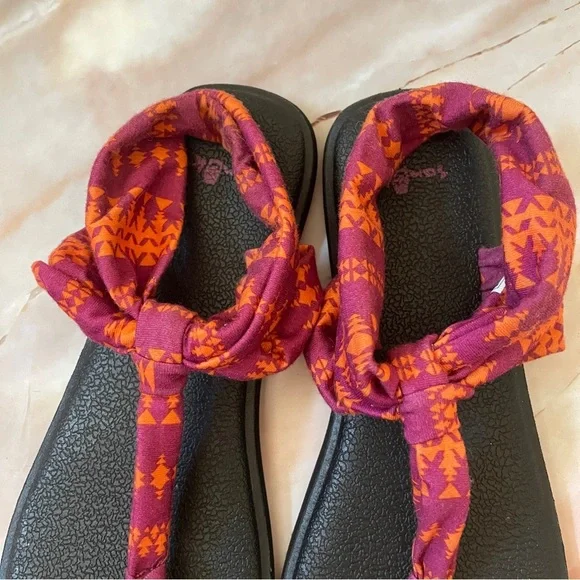 Sanuk Yoga Mat Sling Sandal Purple Orange Tribal Fabric Women’s size 9 Summer - Picture 3 of 7